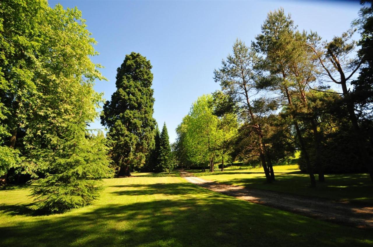 Chateau De La Bribourdiere Putot-en-Auge ภายนอก รูปภาพ